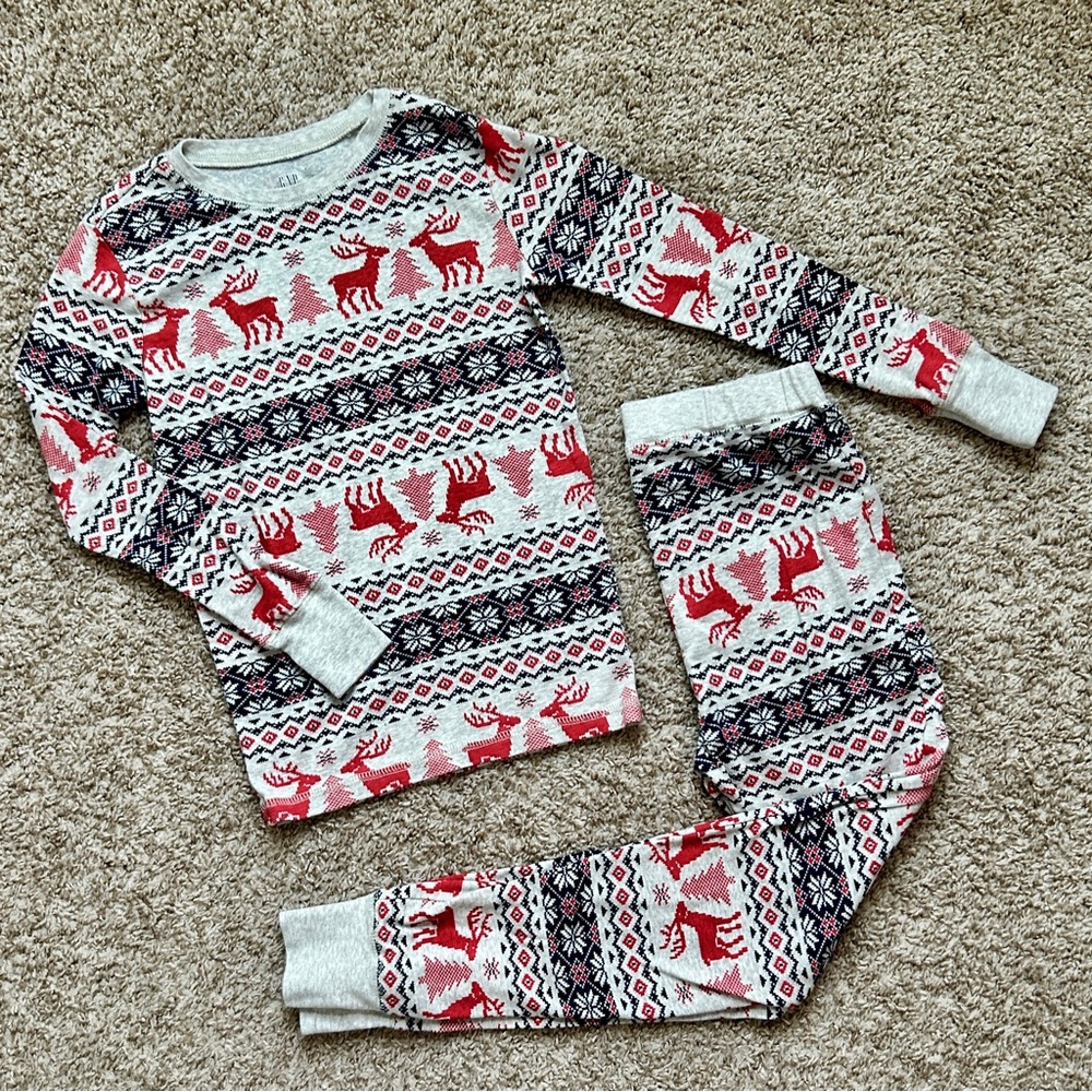 Gap Kids Gray Red Reindeer Fair Isle Holiday‎ Snug Fit Pajama Set Size 10